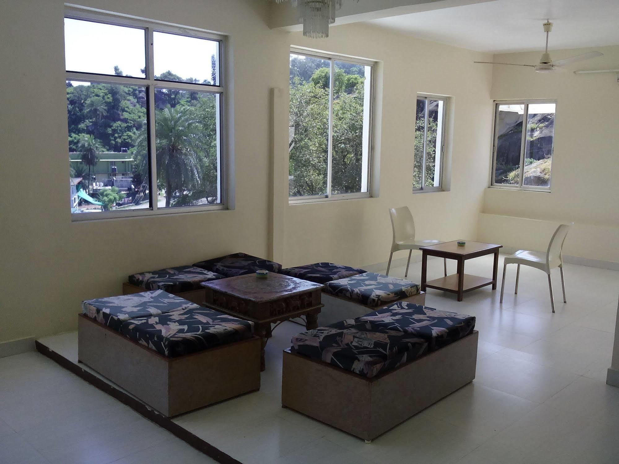 Hotel Karnavati Mount Abu Exterior foto